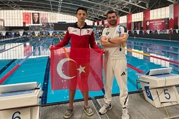Denizlili yüzücüden Türkiye Şampiyonluğu