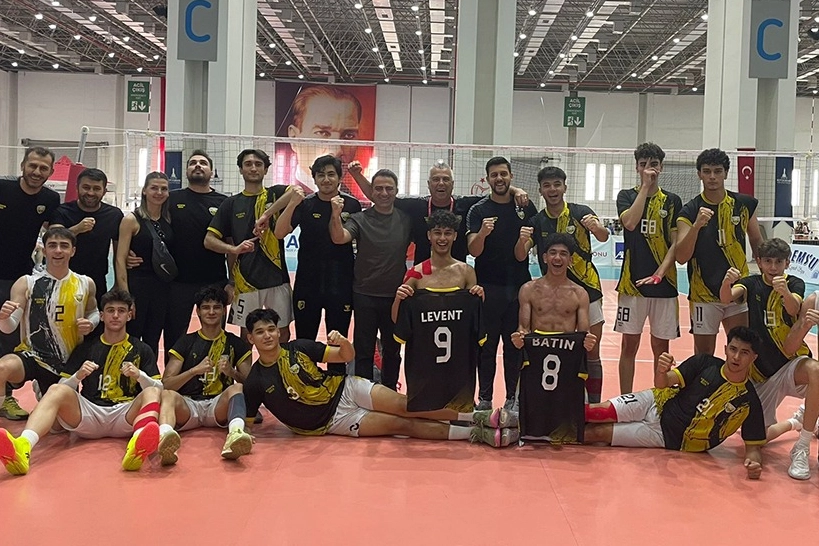 Konya Büyükşehir Belediyespor voleybolda son 8’de