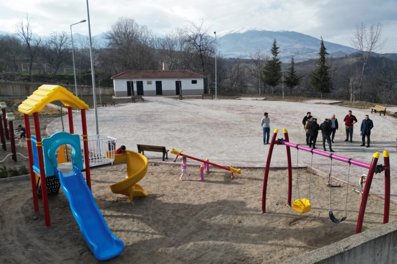 Bursa İnegöl'de Sarıpınar'a yeni meydan