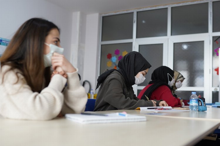 Üniversite adayları 3-4 Haziran tarihlerinde düzenlenecek olan ücretsiz deneme sınavları