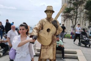 Yeşil Kasaba&MorNarpın önümüzdeki günlerde yeni şarkısını sevenleriyle buluşturacak. İSTANBUL (İGFA)