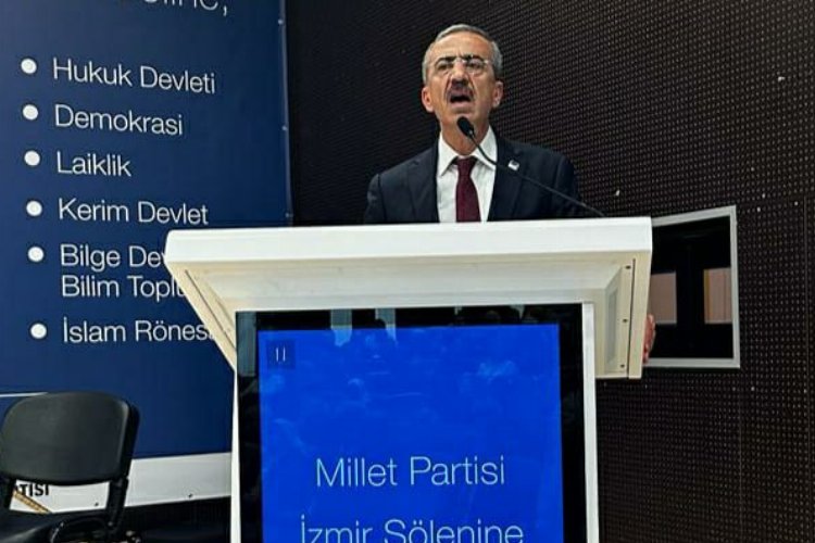 Millet Partisi Genel Başkanı Cuma Nacar, İzmir’de partisinin il kurultayında