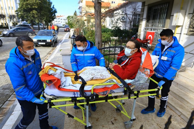 Muğla Büyükşehir Belediyesi il genelinde hasta ve engelli nakil hizmeti