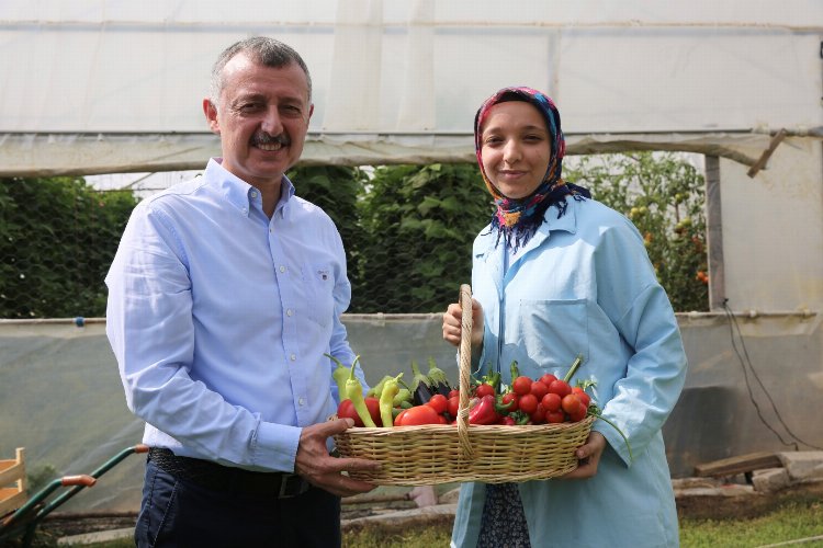 KO-MEK Darıca ilçe sergisinin açılışına katılan Başkan Büyükakın, tarımsal alanda