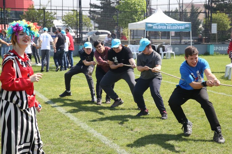 Heyecanlı müsabakaların yapıldığı 22. Nilüfer Uluslararası Spor Şenlikleri’nde bu defa