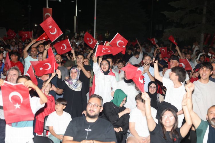 Türkiye A Milli Futbol Takımı’mızın Avusturya’yı 2-1 yenerek çeyrek finale