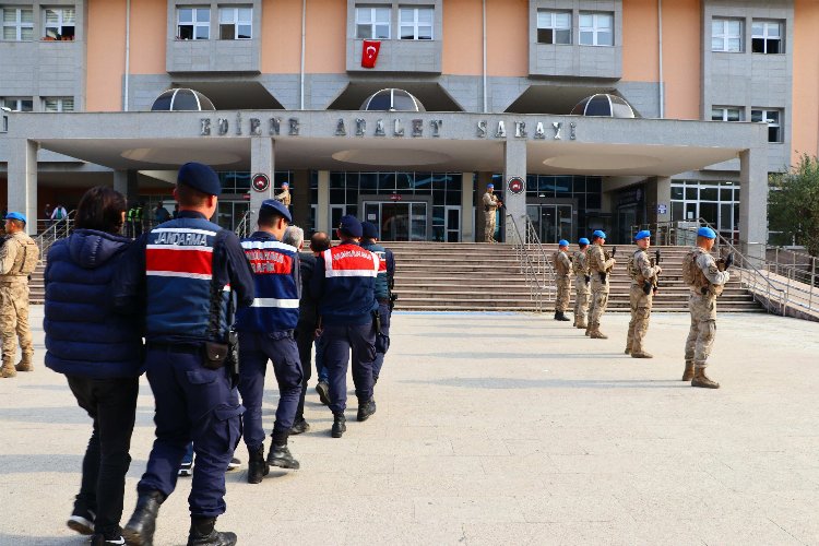 Edirne’de son bir haftada gerçekleştirilen operasyonlarda 115 aranan şahıs yakalandı.