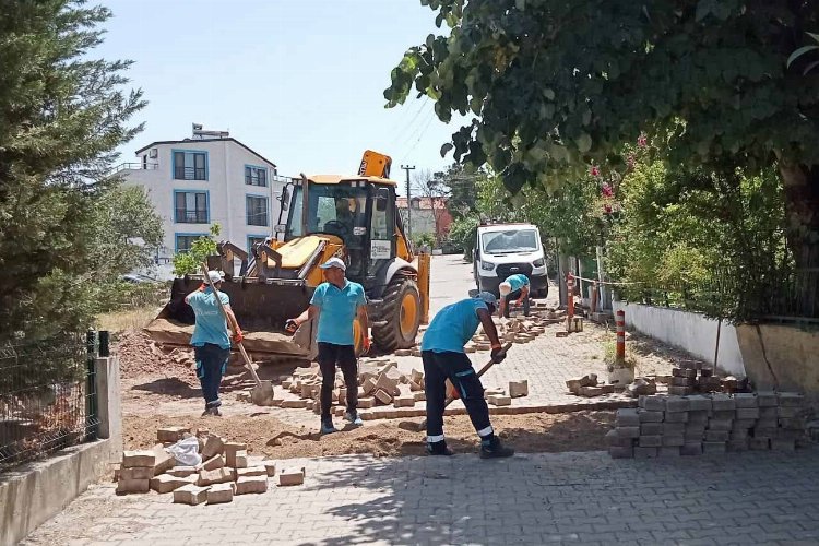 Kocaeli Büyükşehir Belediyesi Yol Bakım Timi, turizm bölgelerinde parke yolları