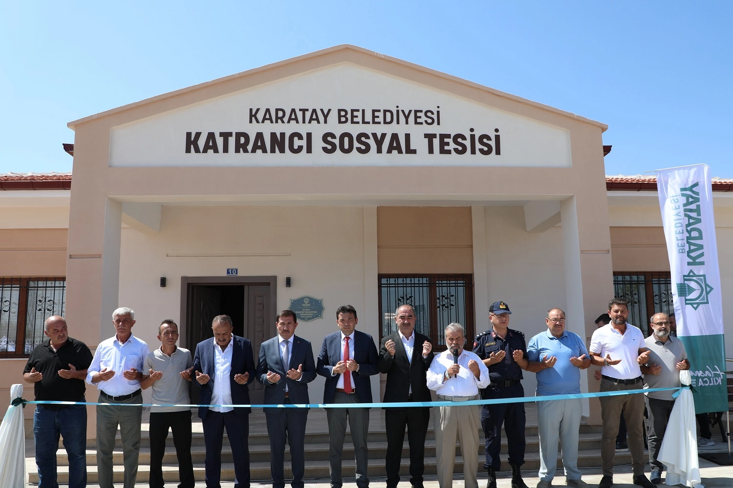 Karatay Belediyesi tarafından yapımı tamamlanan Katrancı Sosyal Tesisi’nin açılışı gerçekleştirildi.