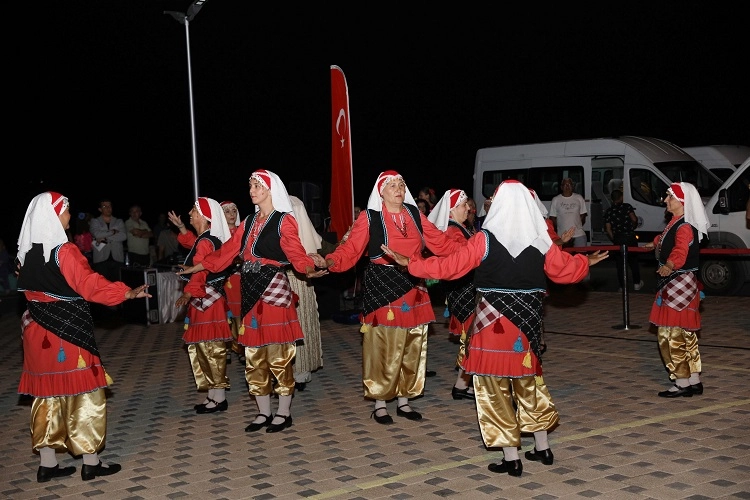 Tirilye’nin düşman işgalinden kurtuluşunun 102’nci yıldönümü coşkuyla kutlandı. BURSA (İGFA)