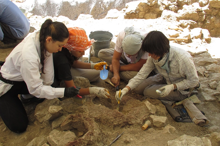 Trakya Üniversitesi Arkeoloji Bölümü öğrencileri 2024 yaz sezonunda Doç. Dr. Müjde