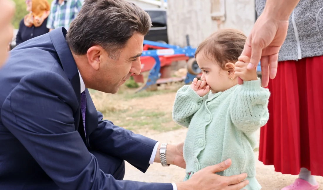 Bilecik’te köy köy dolaşıp vatandaşları dinleyen Vali Şefik Aygöl gönülleri