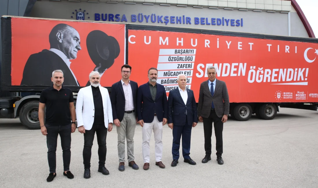 Cumhuriyet coşkusunu tüm kente yaymayı hedefleyen Bursa Büyükşehir Belediyesi, özel