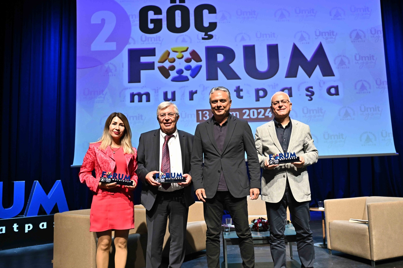 Antalya’da Muratpaşa Belediyesi’nce düzenlenen ‘göç’ başlıklı Forum Muratpaşa’nın sonuç bildirgesi