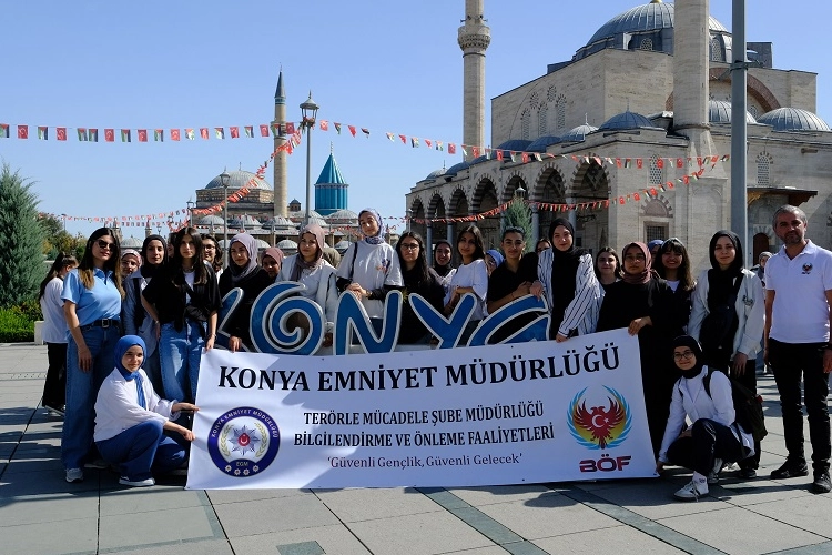 Konya Büyükşehir Belediyesi bünyesinde hizmet veren Lise Medeniyet Akademileri’nde (LİMA)