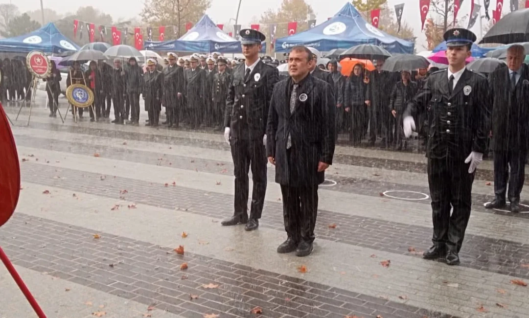 Türkiye Cumhuriyeti’nin kurucusu, Ulu