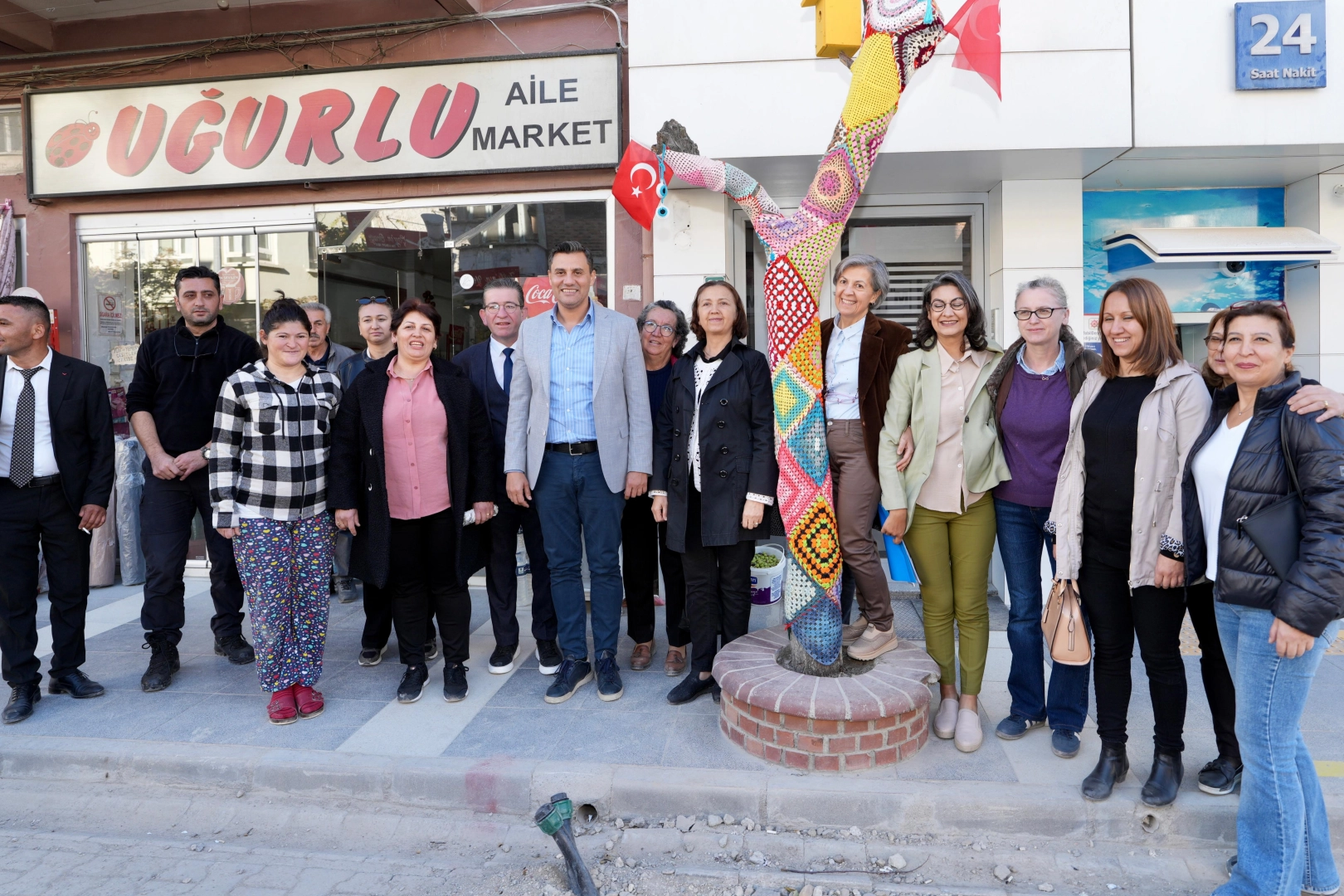 Manisa Büyükşehir Belediye Başkanı Mimar Ferdi Zeyrek, hafta sonunu Köprübaşı,