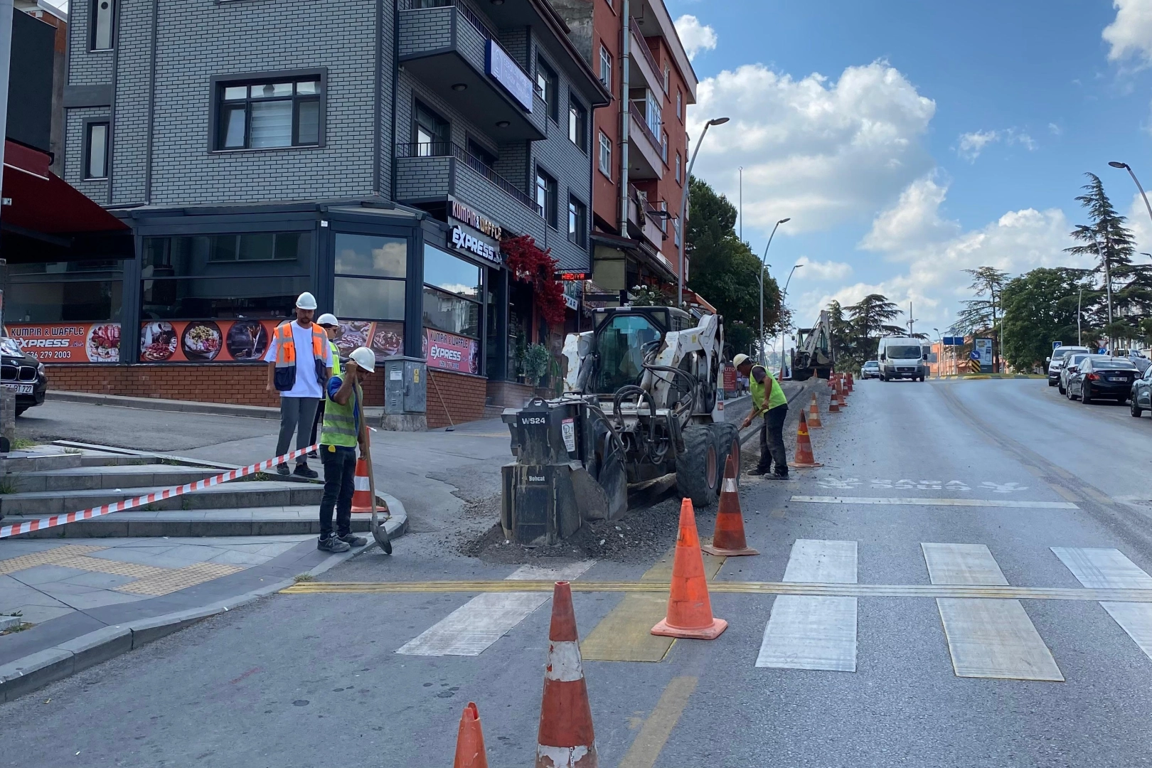 Sakarya Büyükşehir Belediyesi tarafından sürdürülen SBBNET Fiber Altyapı Projesi, kesintisiz