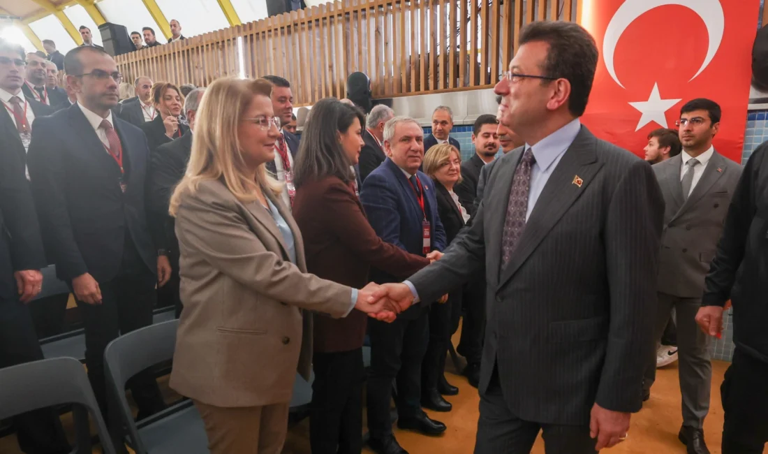 İstanbul Bakırköy Belediye Başkanı Doç. Dr. Ayşegül Ovalıoğlu, Cumhuriyet Halk