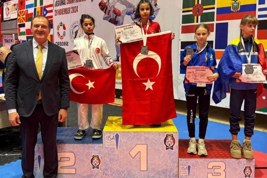 Konya Büyükşehir Belediyesporlu Fatma Azra Kurt, Romanya’da düzenlenen 24. Balkan