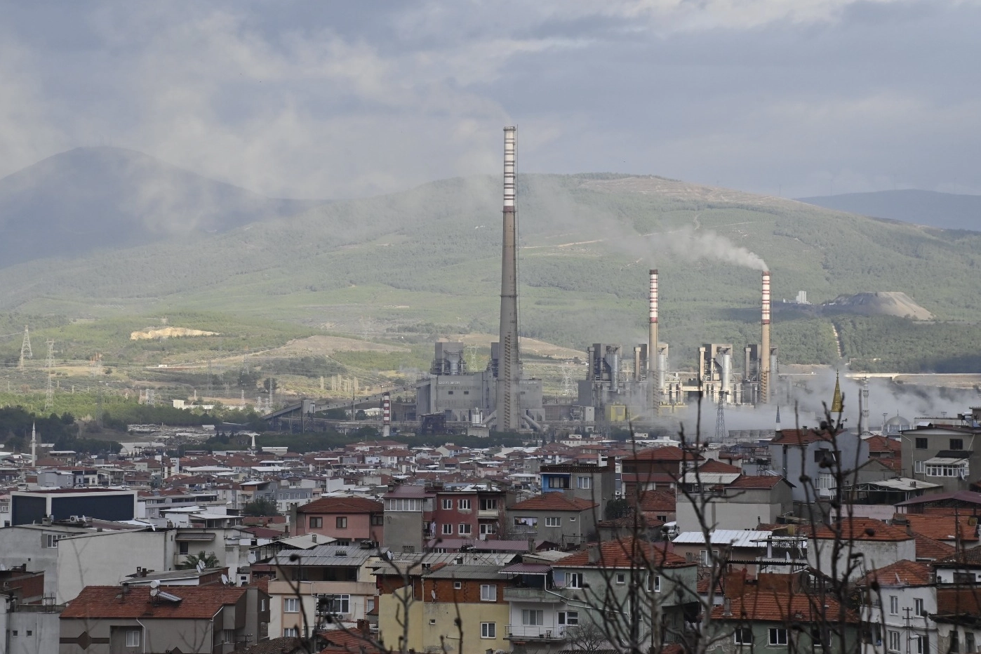 Soma Termik Santrali’nin oluşturduğu hava kirliliği, felaket seviyesinde çevreyi etkilemeyi