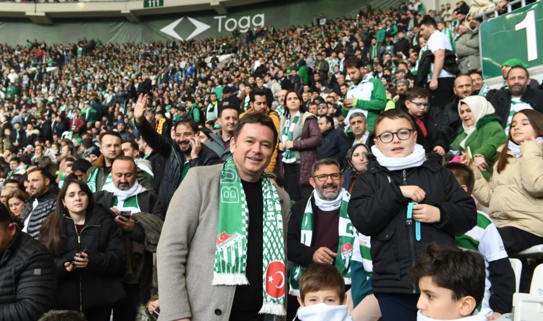 Bursa’nın Osmangazi ilçesinde yaşayan çocuklara Bursaspor sevgisi aşılamak için mücadele