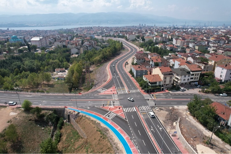 Kocaeli Büyükşehir öncülüğünde yapımı tamamlanan 95 Evler ile Kaşkaldere arasındaki