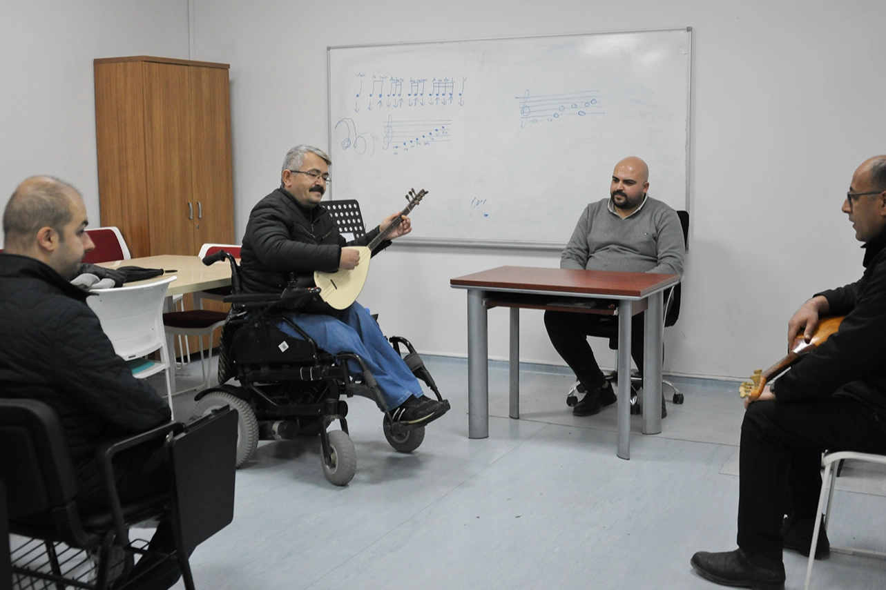 Malatya Büyükşehir Belediyesine bağlı Kernek Vahap Küçük Külliyesi’nde faaliyet gösteren