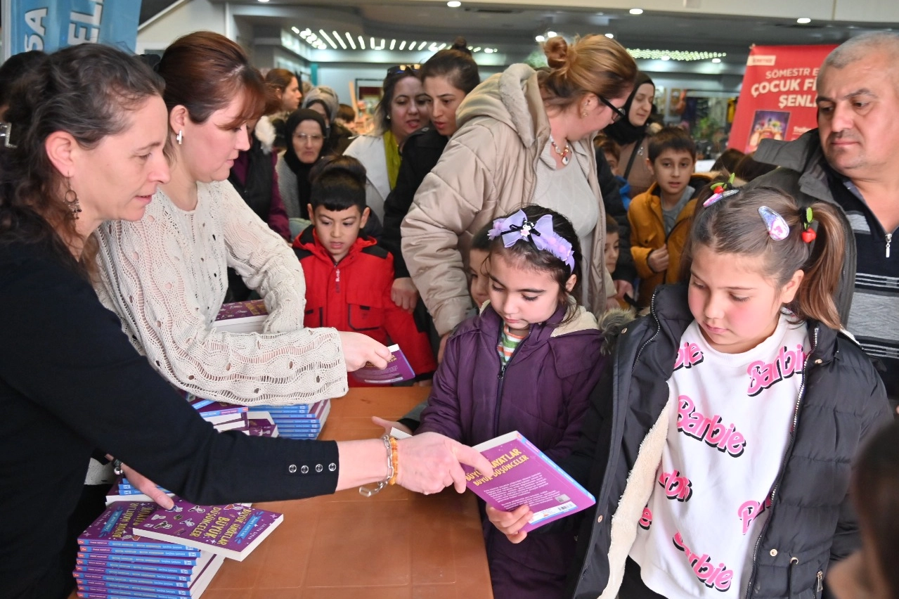 Manisa Büyükşehir Belediyesi, miniklerin sömestr tatilini unutulmaz kılmak için birbirinden