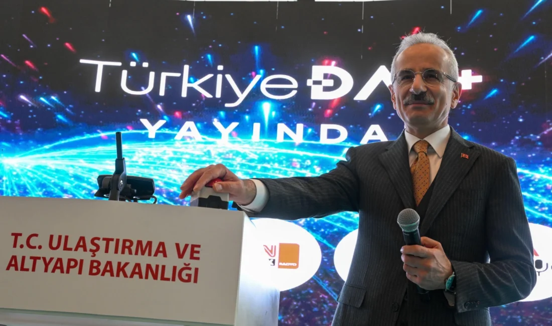 Dijital Radyo Yayıncılığı Lansman Töreni’nde konuşan Ulaştırma ve Altyapı Bakanı