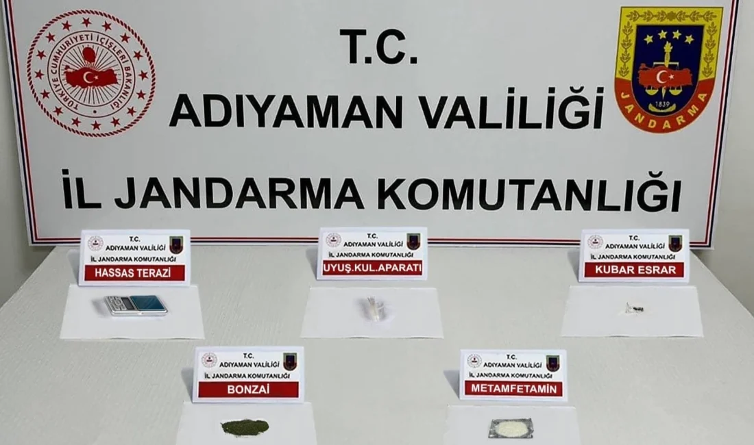 Adıyaman İl Jandarma Komutanlığı ekipleri, uyuşturucu satıcıları ve kullanıcılarına yönelik