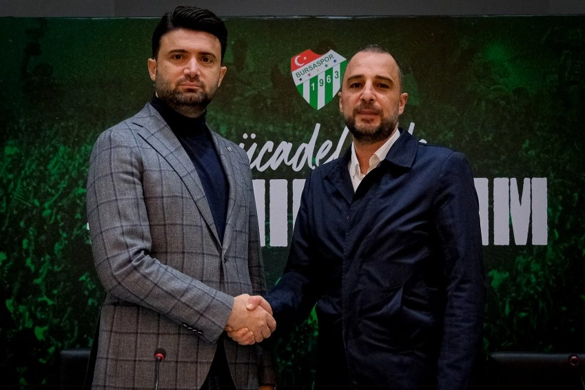 Bursaspor Kulübü, Teknik Direktörlük için Adem Çağlayan ile anlaştı. BURSA