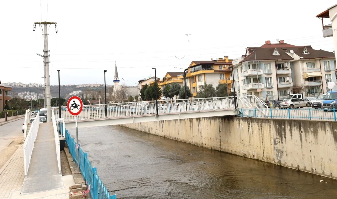 Kocaeli Büyükşehir Belediyesi, Yahya Kaptan Mahallesi Akarca Köprüsü’nde yapımı tamamlanan